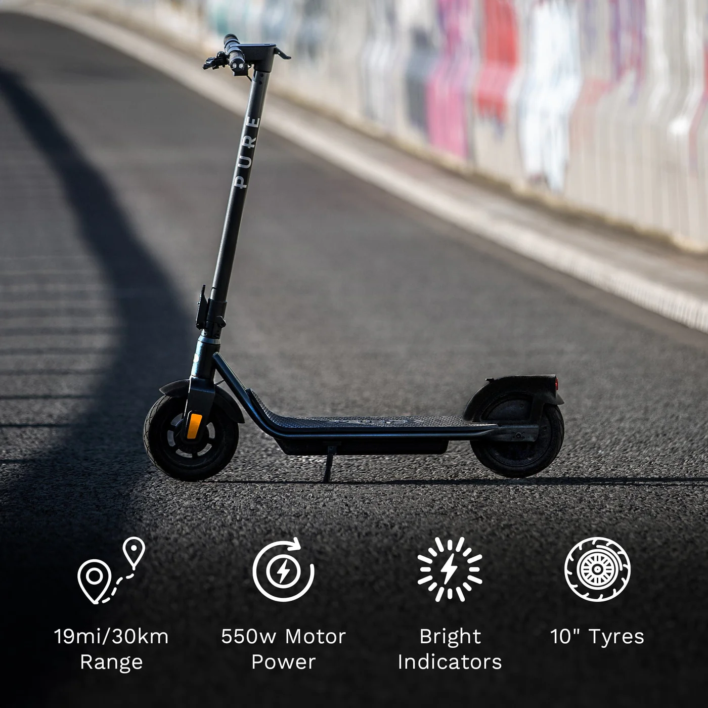 découvrez notre vaste sélection de scooters, alliant style, performance et praticité. que vous soyez un novice ou un amateur, trouvez le scooter idéal pour vos trajets urbains ou vos aventures sur route.
